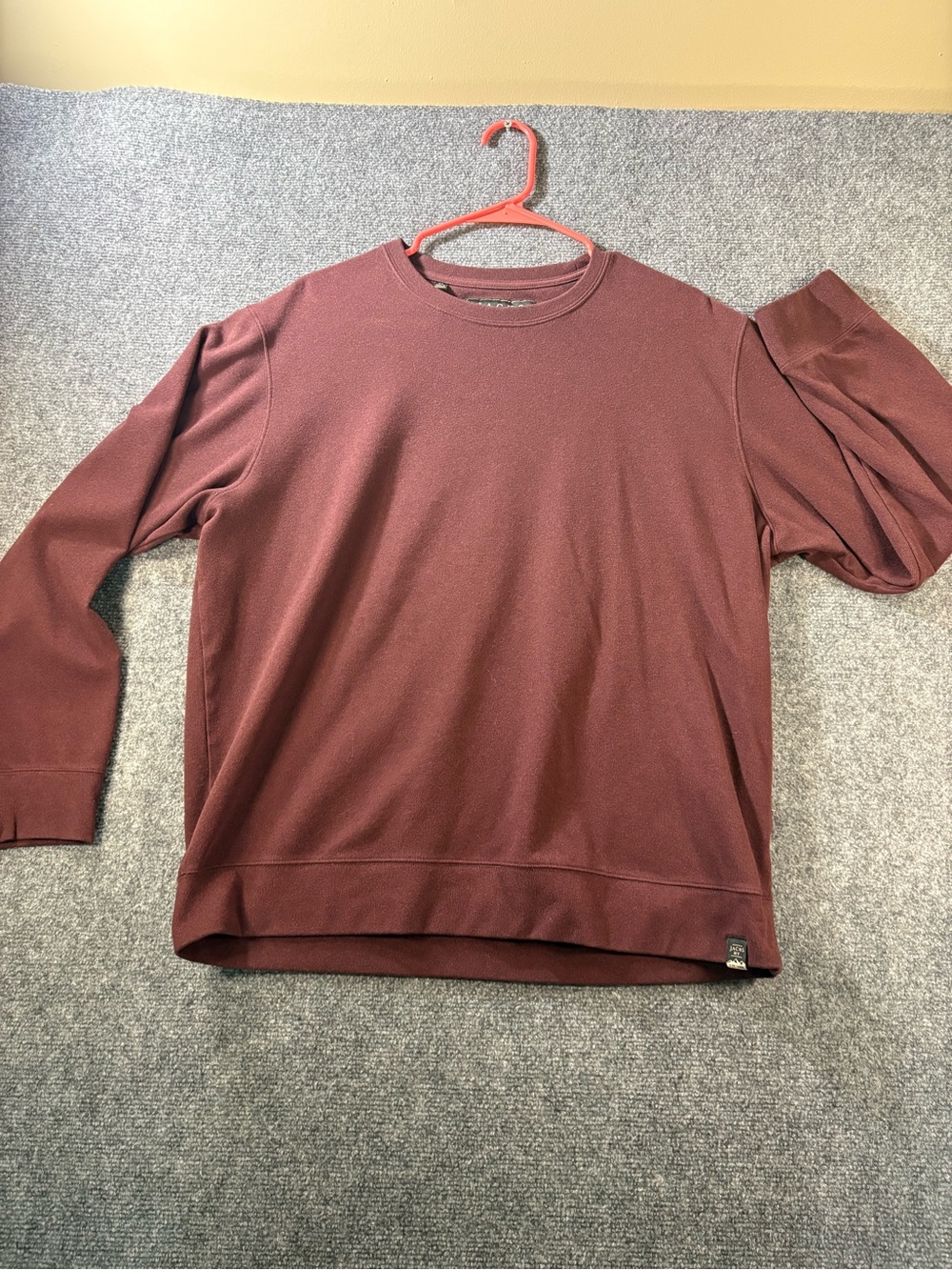 Men's Crewneck Sweatshirt - Burgundy